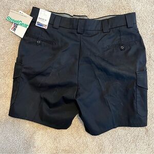 Blauer Dark Navy Cargo Streetgear Operational Shorts for Men - size 42 R